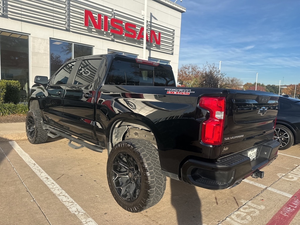 Used 2024 Chevrolet Silverado 1500 LT Trail Boss Truck Crew Cab