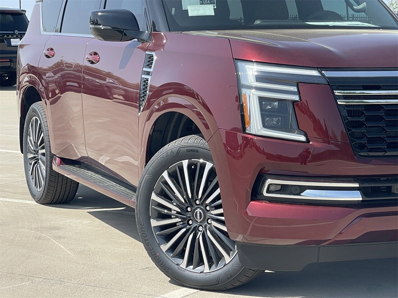 2025 Nissan Armada Platinum Reserve photo 3