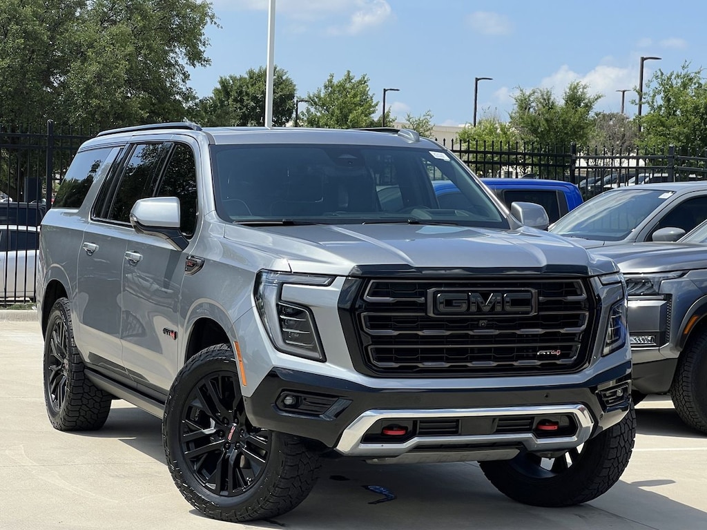 Used 2025 GMC Yukon XL AT4 Ultimate SUV
