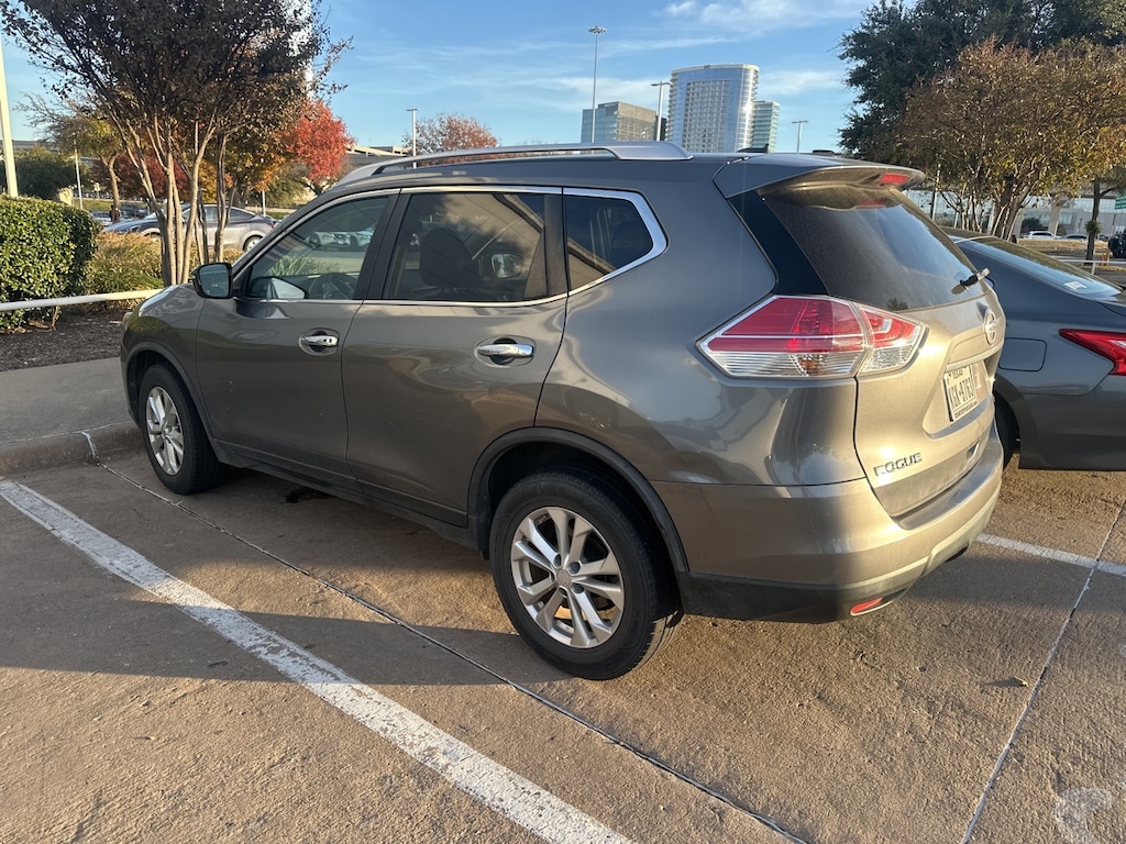 Used 2016 Nissan Rogue SV SUV