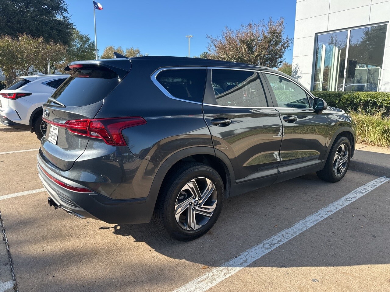2021 Hyundai Santa Fe SE photo 4