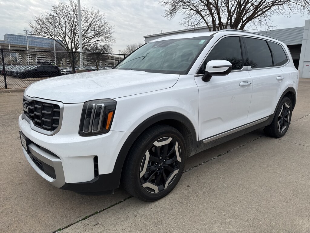 Used 2024 Kia Telluride S SUV