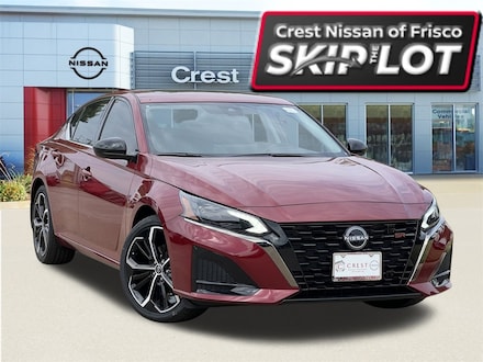 2025 Nissan Altima SR Sedan