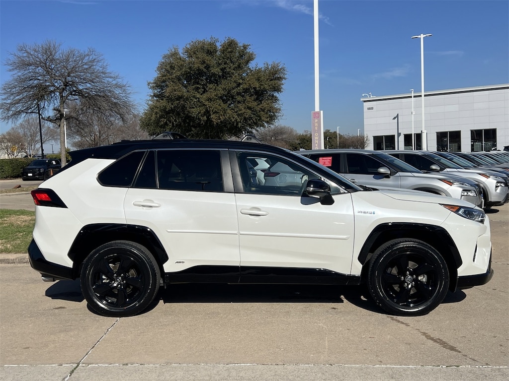 Used 2020 Toyota RAV4 Hybrid XSE SUV