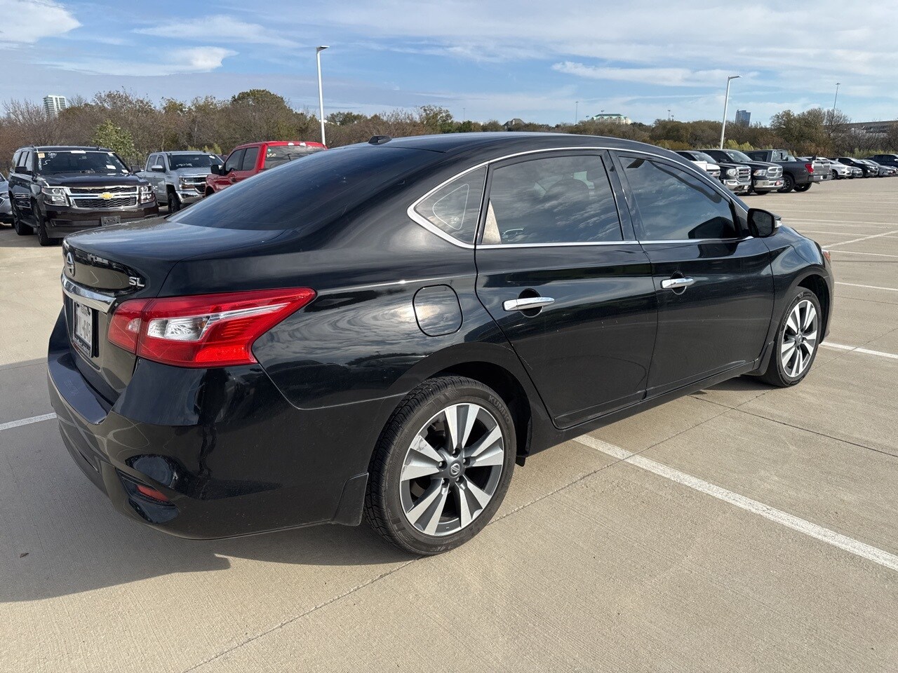 2018 Nissan Sentra SL photo 3