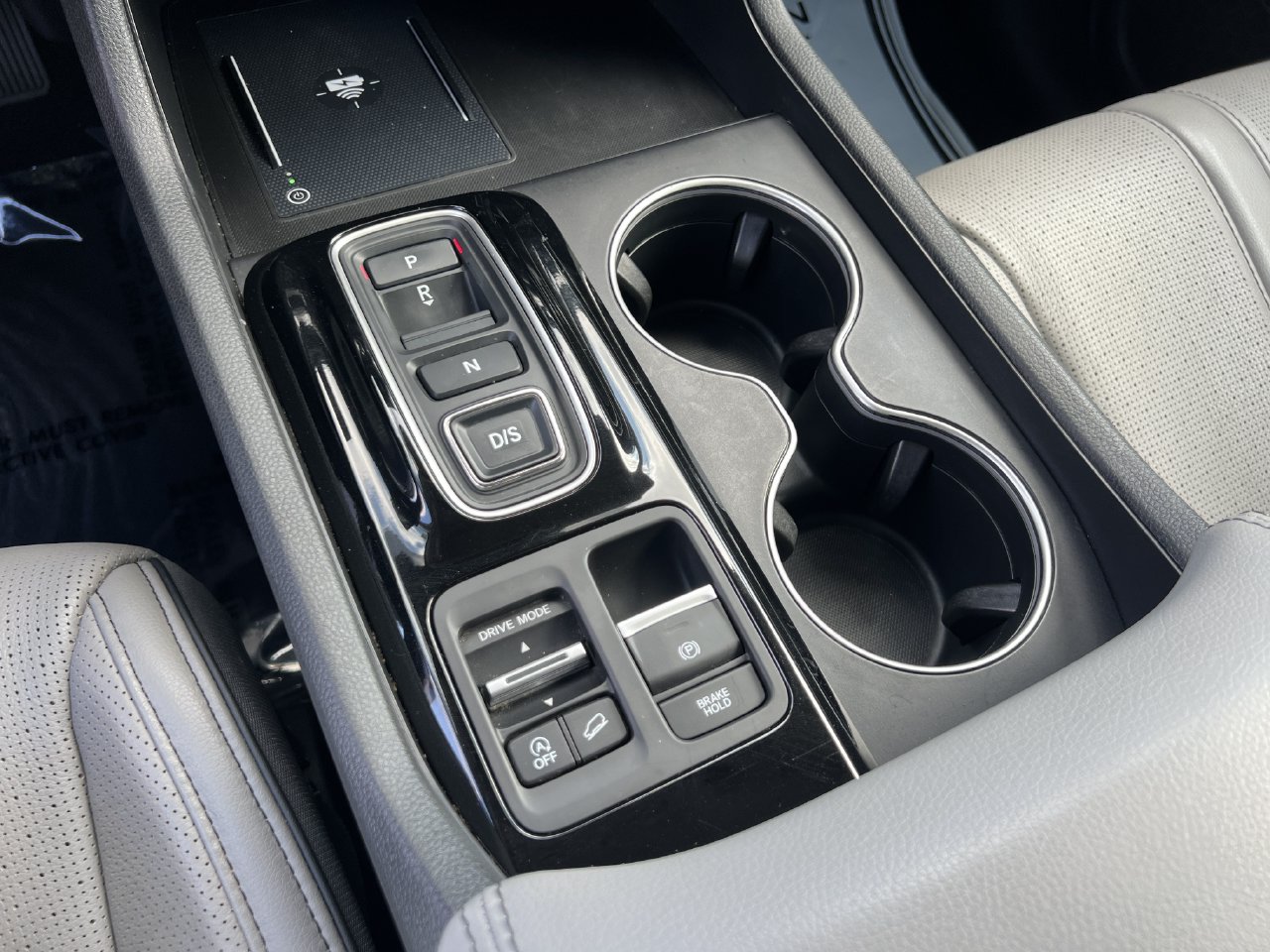 2023 Honda Pilot Elite - Photo 19
