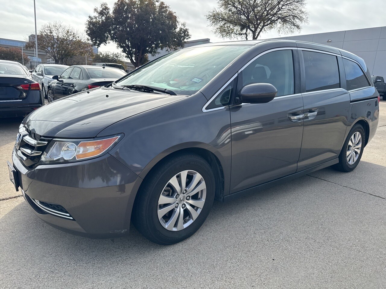 2015 Honda Odyssey EX-L photo 2