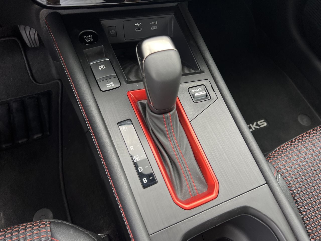 2026 Nissan KICKS SR AWD - Photo 12