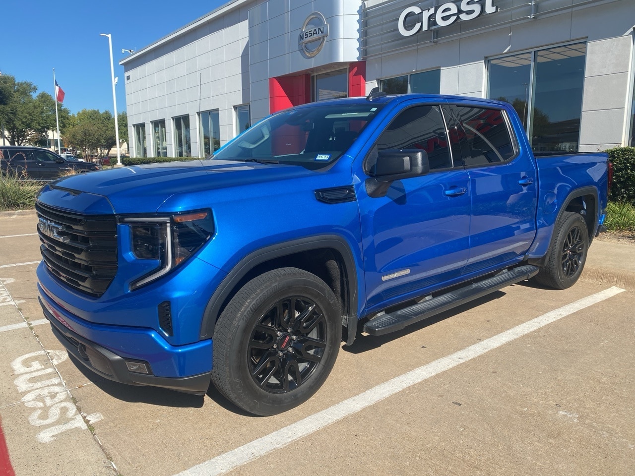 Used 2022 GMC Sierra 1500 Elevation with VIN 3GTPHCEKXNG585840 for sale in Frisco, TX