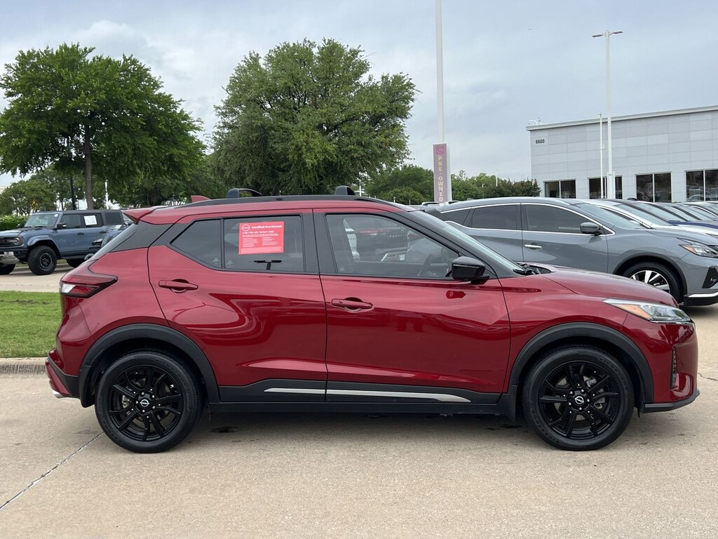 Used 2023 Nissan Kicks SR SUV