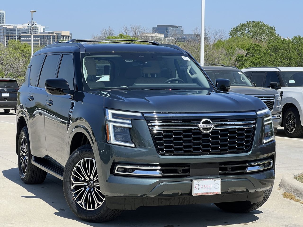 View vehicle photo 2