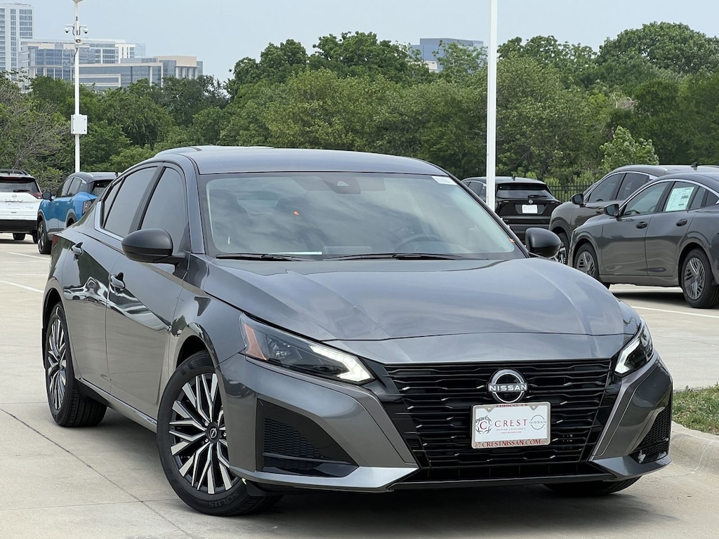 New 2026 Nissan Altima SV Sedan