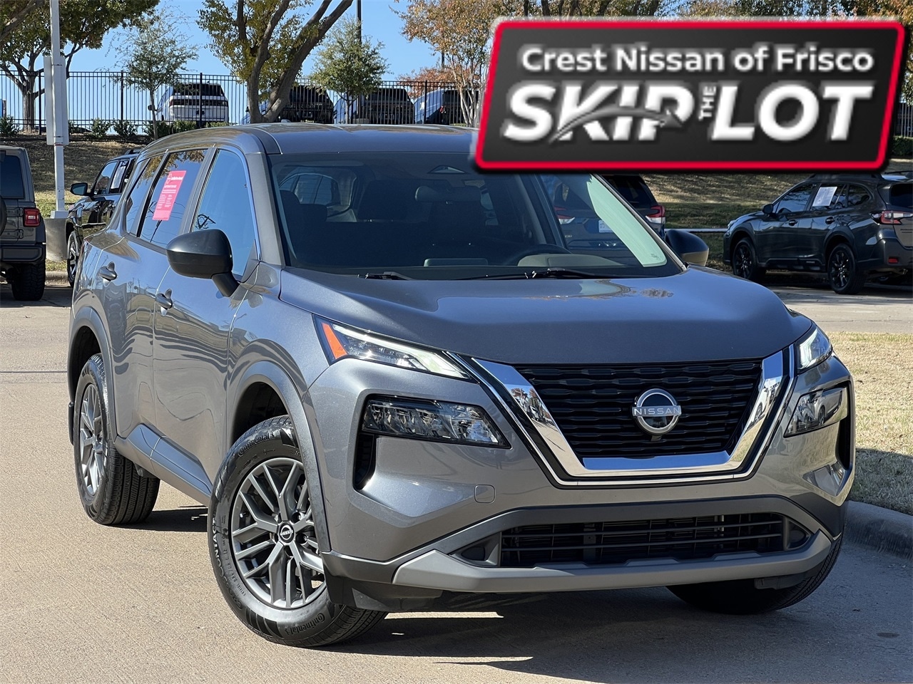 2023 Nissan Rogue S's photo