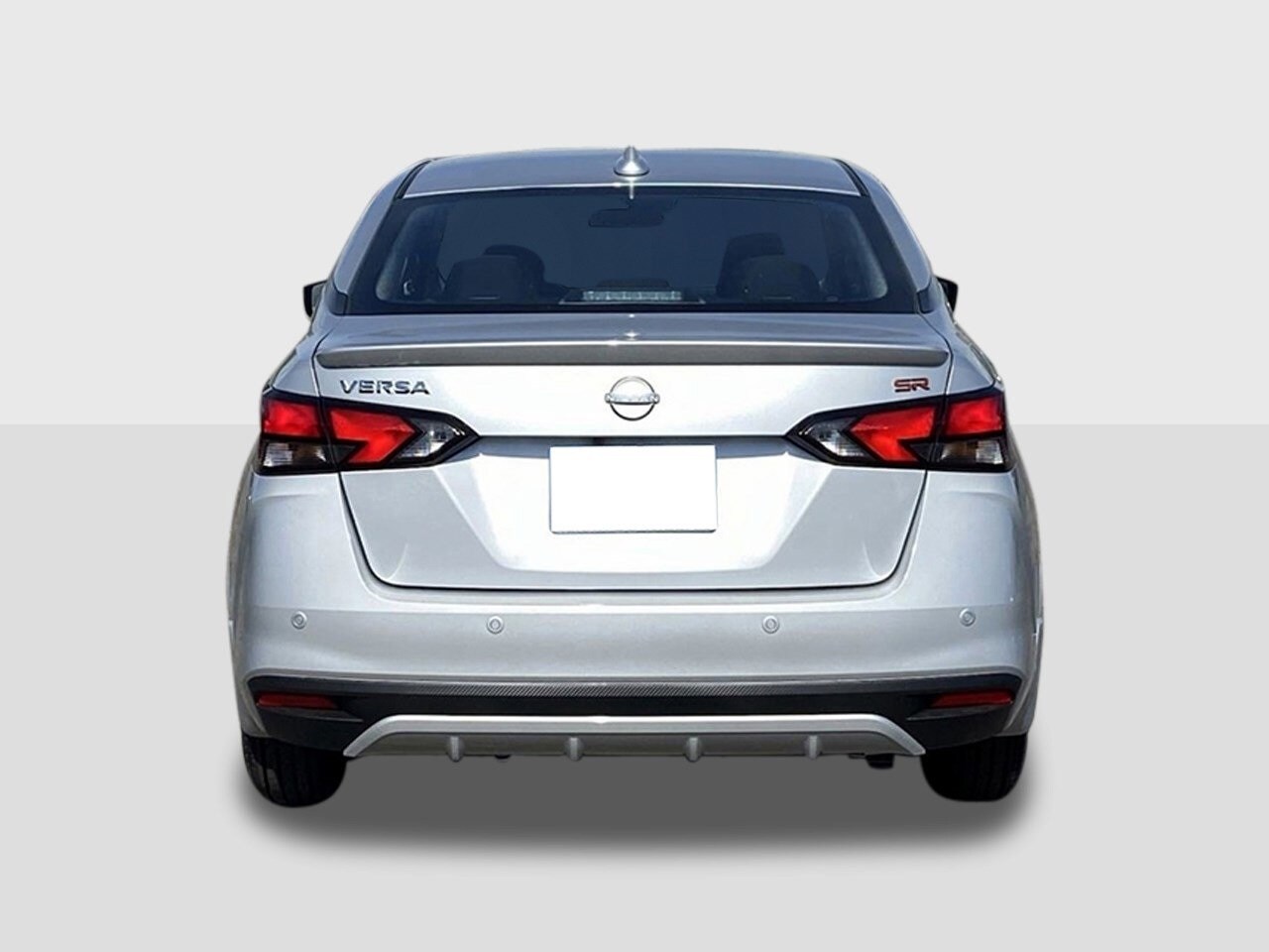 2025 Nissan Versa SR photo 3