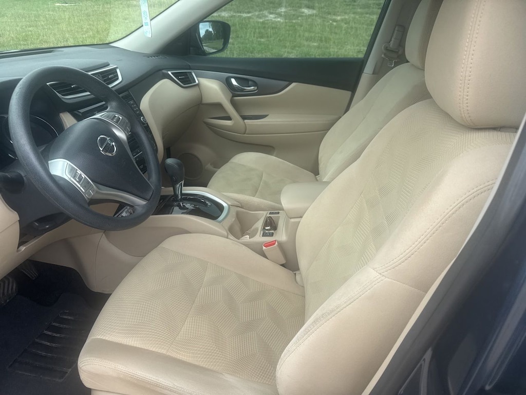 Used 2016 Nissan Rogue SV SUV