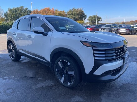 2025 Nissan Kicks SR SUV