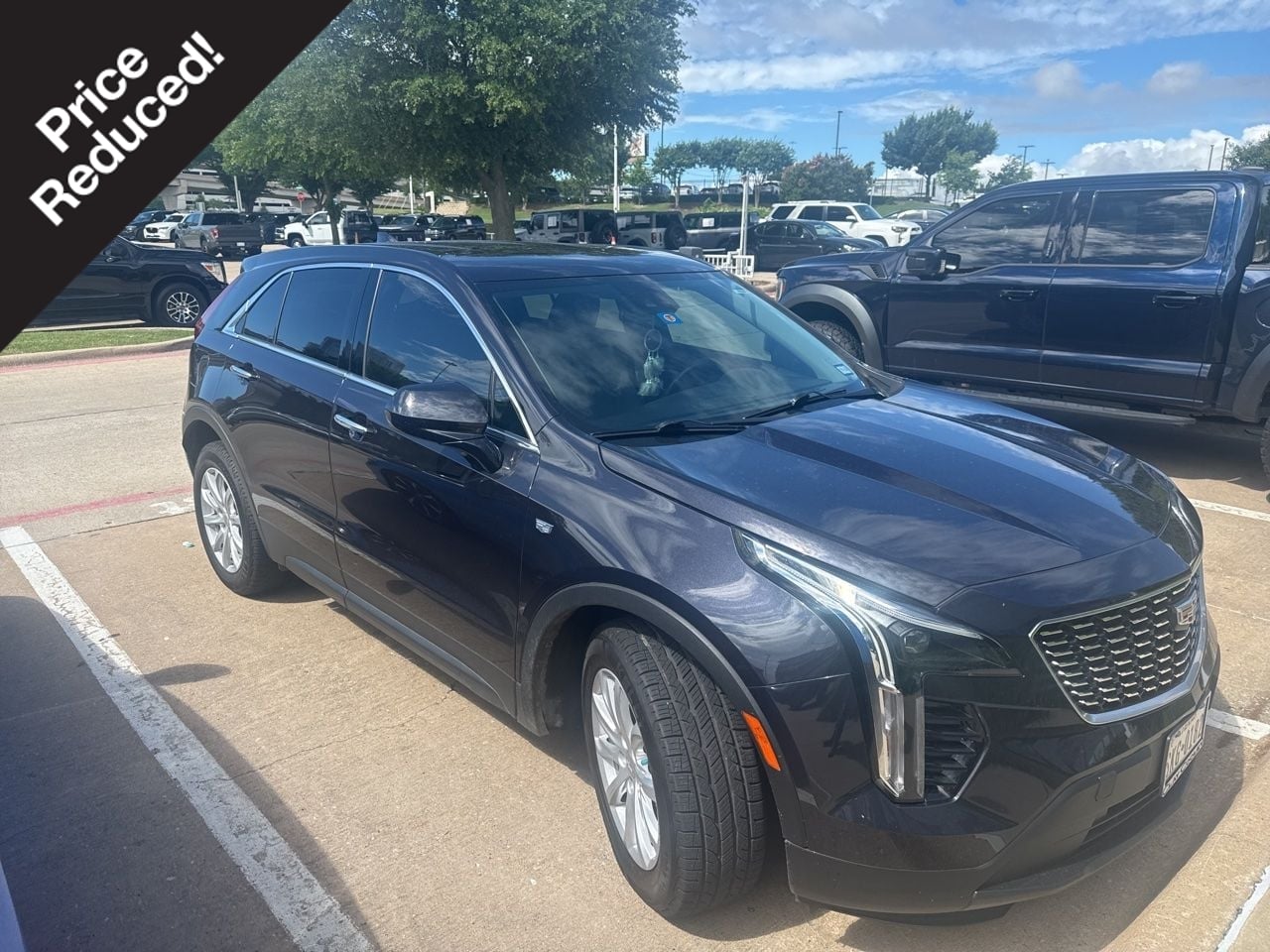 2023 Cadillac XT4 Luxury's photo