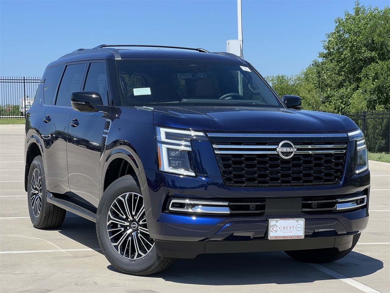 2025 Nissan Armada SL photo 2
