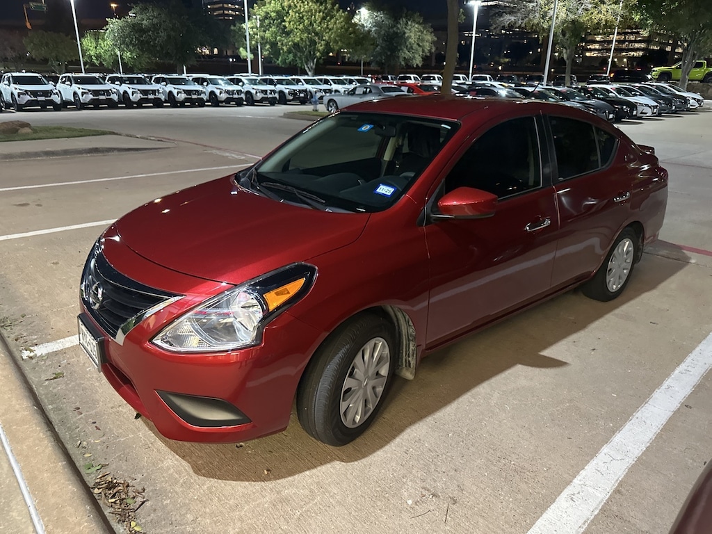 Used 2016 Nissan Versa 1.6 SV Sedan
