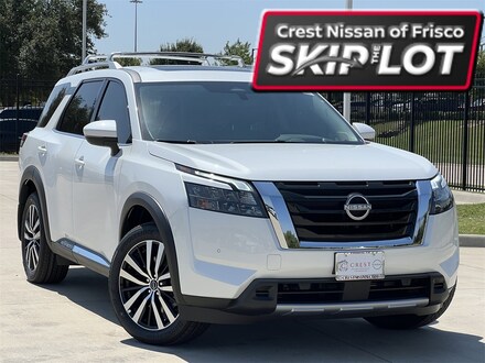 2025 Nissan Pathfinder Platinum SUV