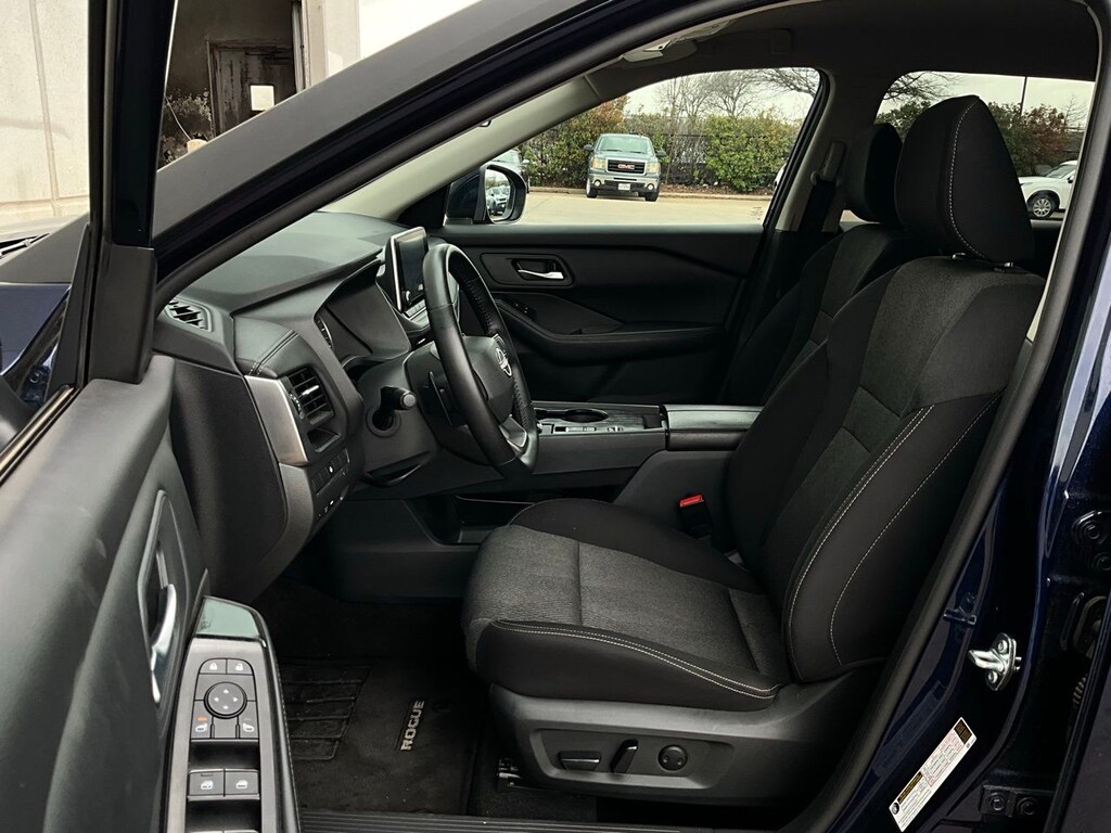 Certified 2025 Nissan Rogue SV SUV