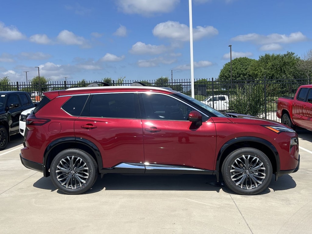 New 2026 Nissan Rogue Platinum SUV