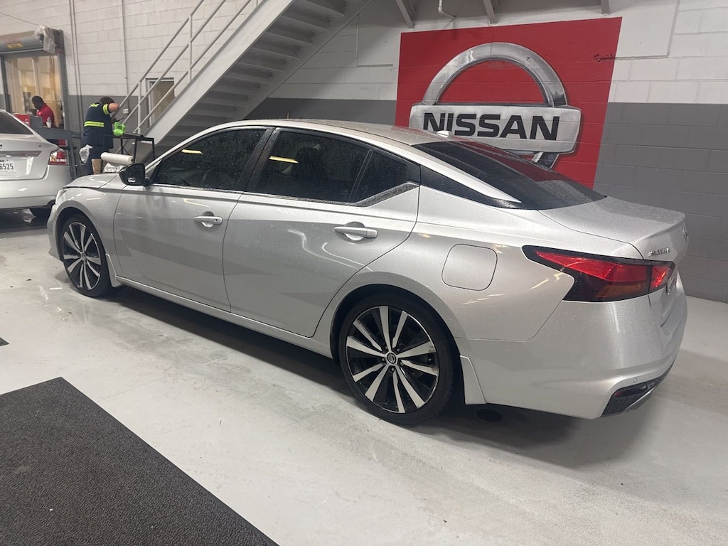Used 2020 Nissan Altima 2.5 SR Sedan