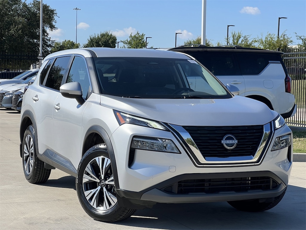 Used 2022 Nissan Rogue SV SUV