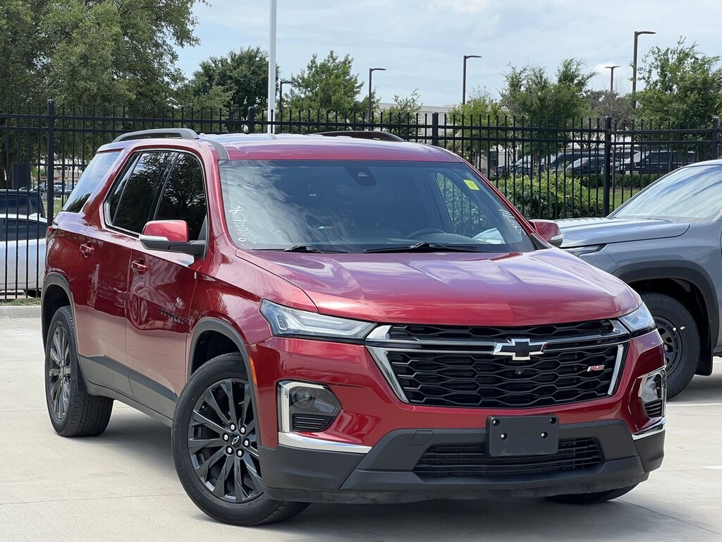 Used 2023 Chevrolet Traverse RS SUV