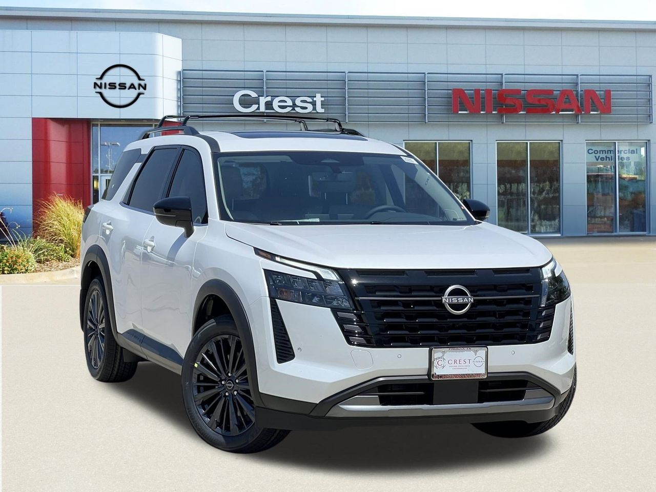 2026 Nissan Pathfinder SL 2WD's photo