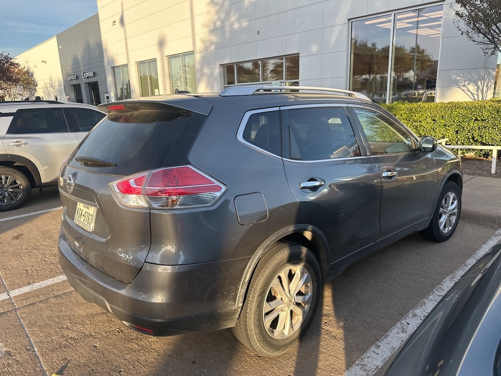 Used 2016 Nissan Rogue SV SUV
