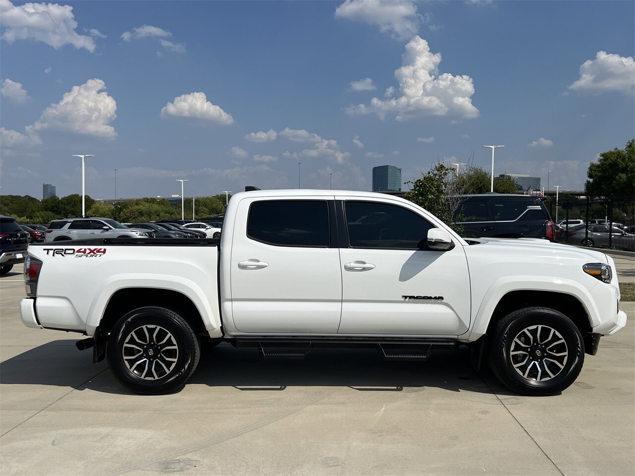 2023 Toyota Tacoma TRD Sport photo 3