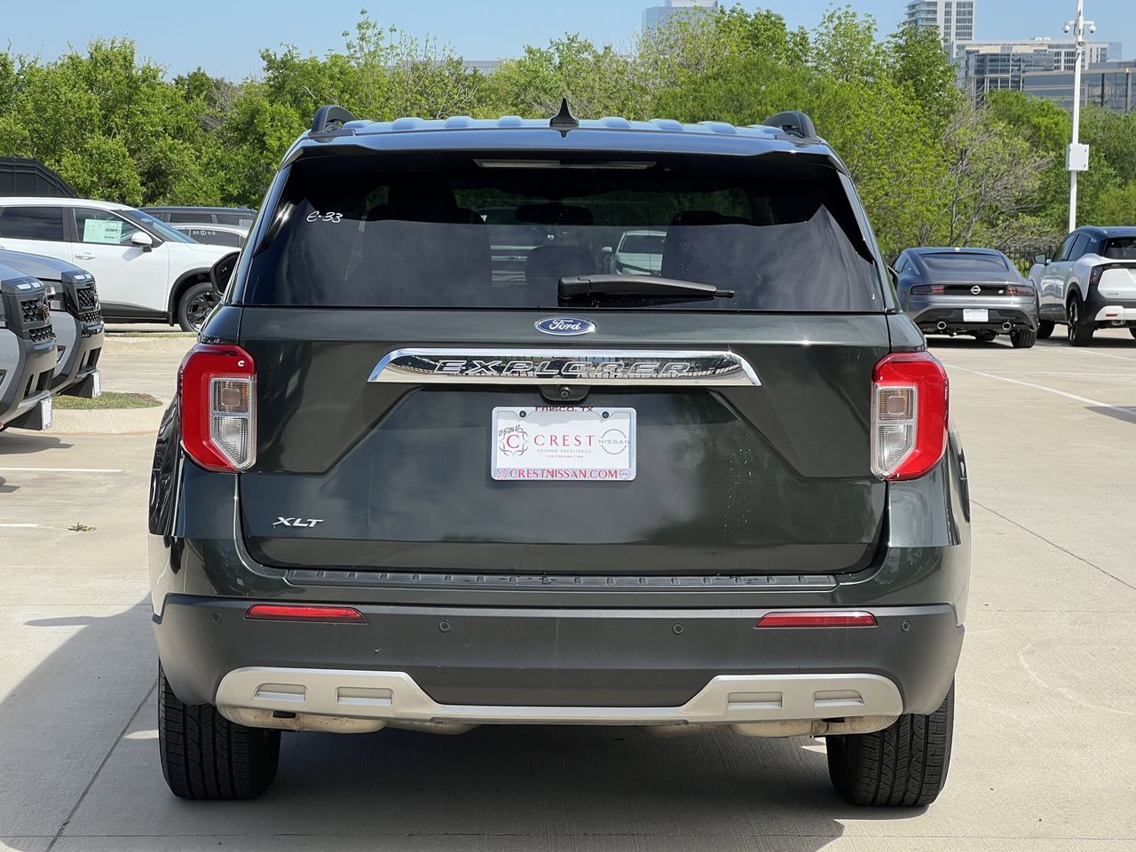 View vehicle photo 5