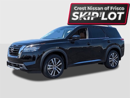 2025 Nissan Pathfinder Platinum SUV