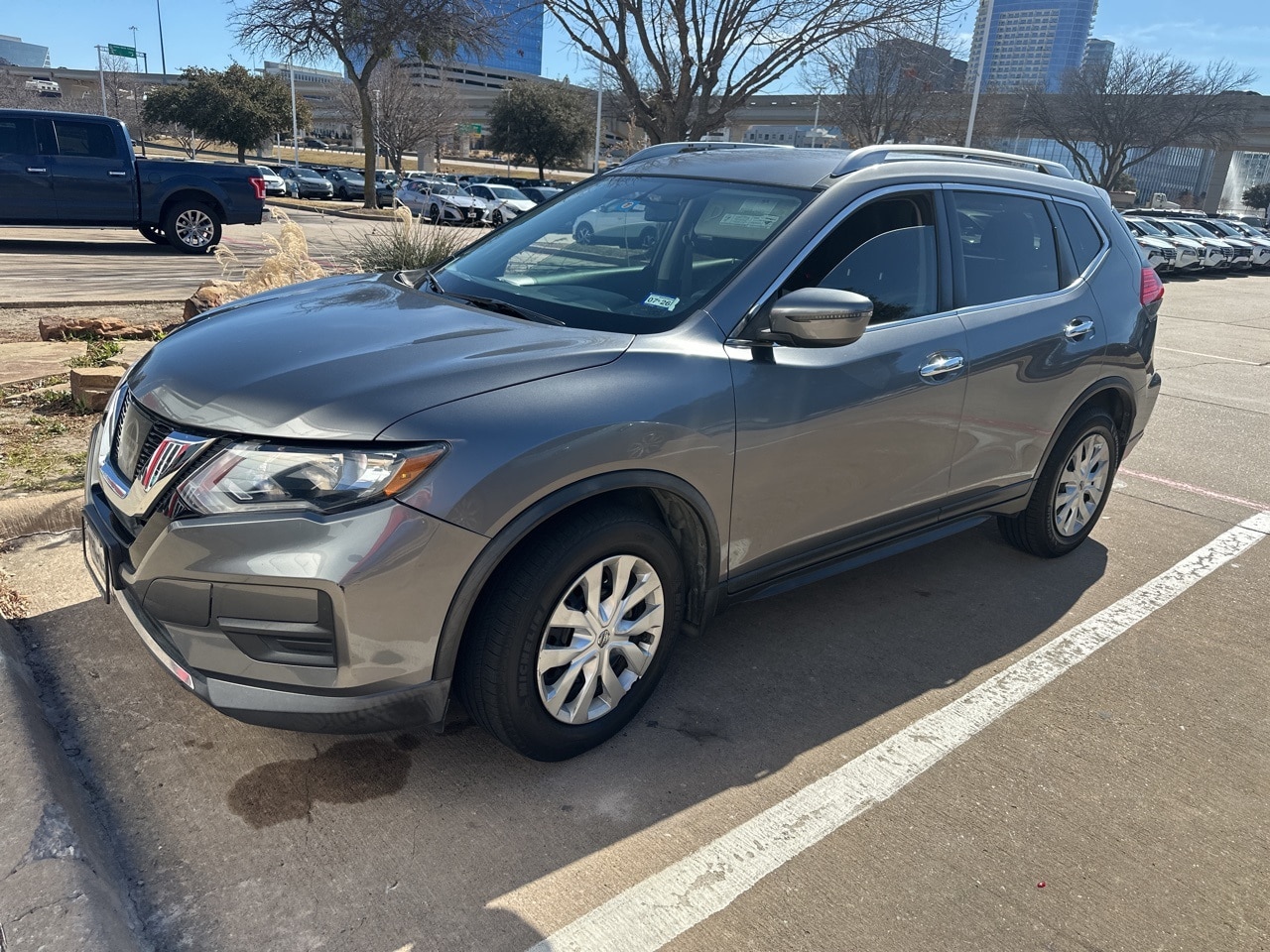 Used 2017 Nissan Rogue S with VIN KNMAT2MT4HP578570 for sale in Frisco, TX
