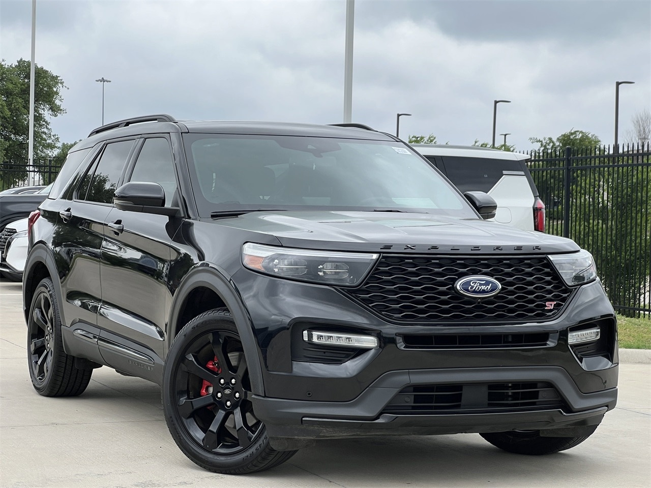 Used 2023 Ford Explorer ST with VIN 1FM5K8GCXPGA70293 for sale in Frisco, TX