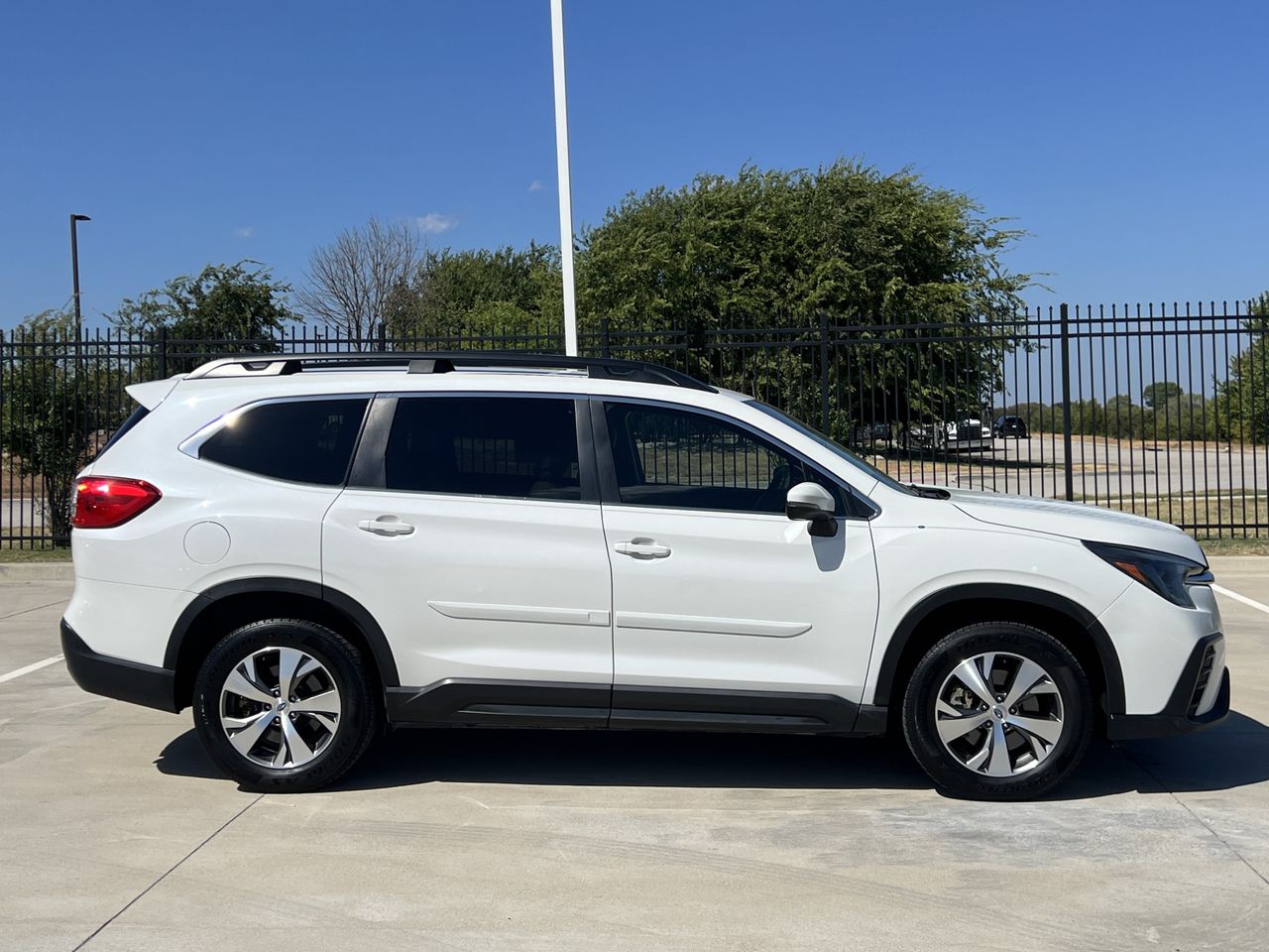 2023 Subaru Ascent 4