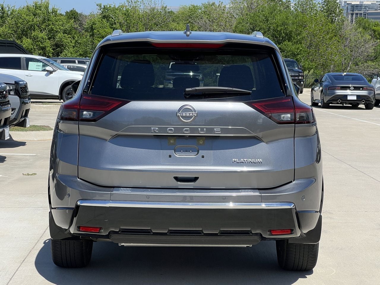 View vehicle photo 5