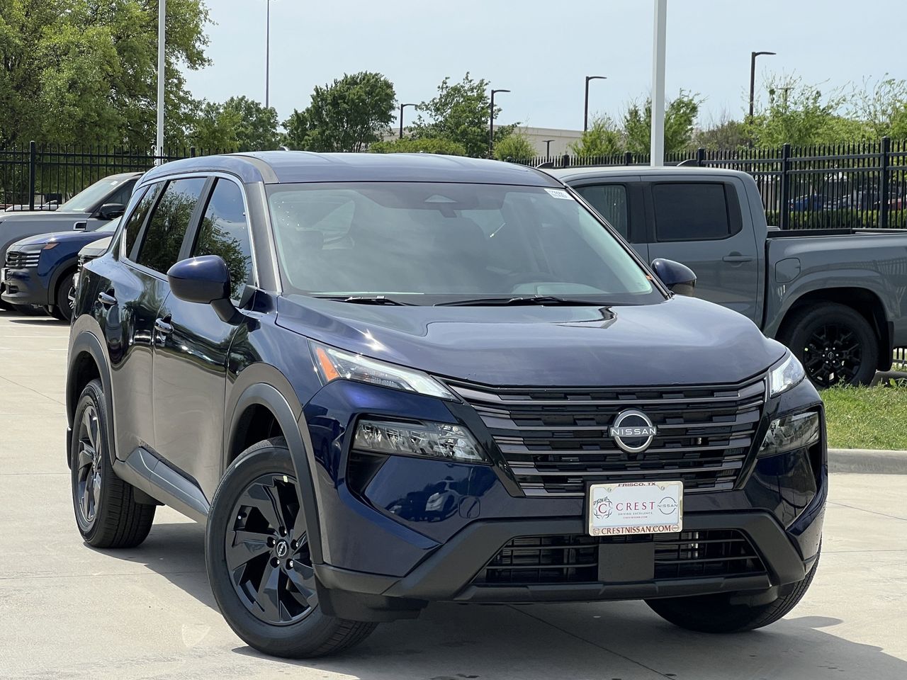 View vehicle photo 2