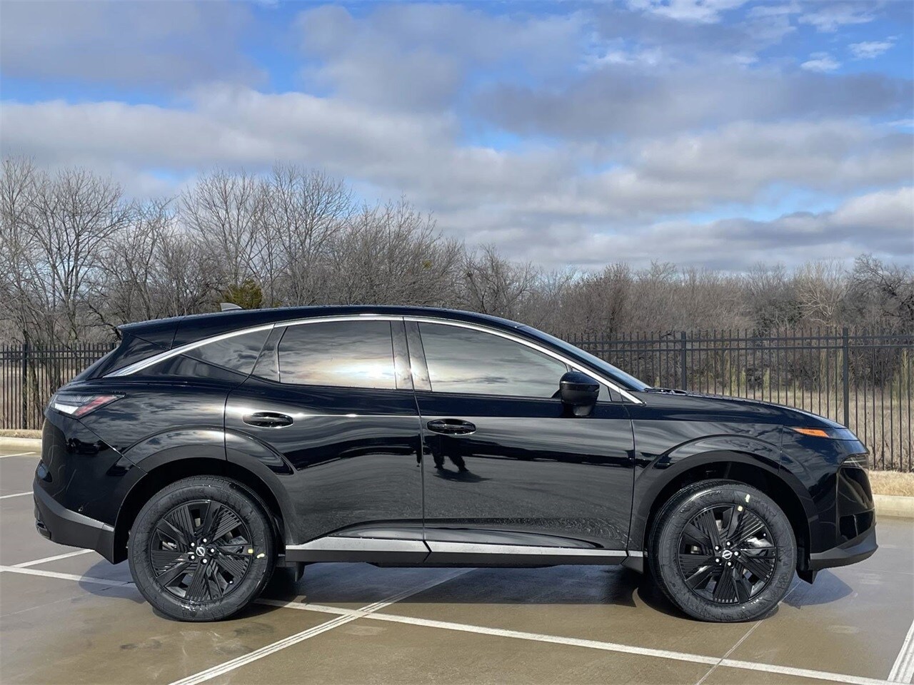 2025 Nissan Murano SV photo 4