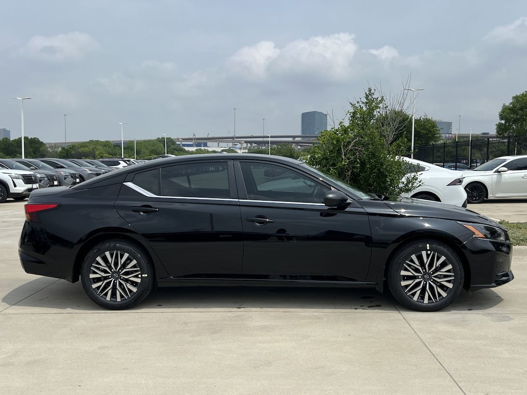 New 2026 Nissan Altima SV Sedan