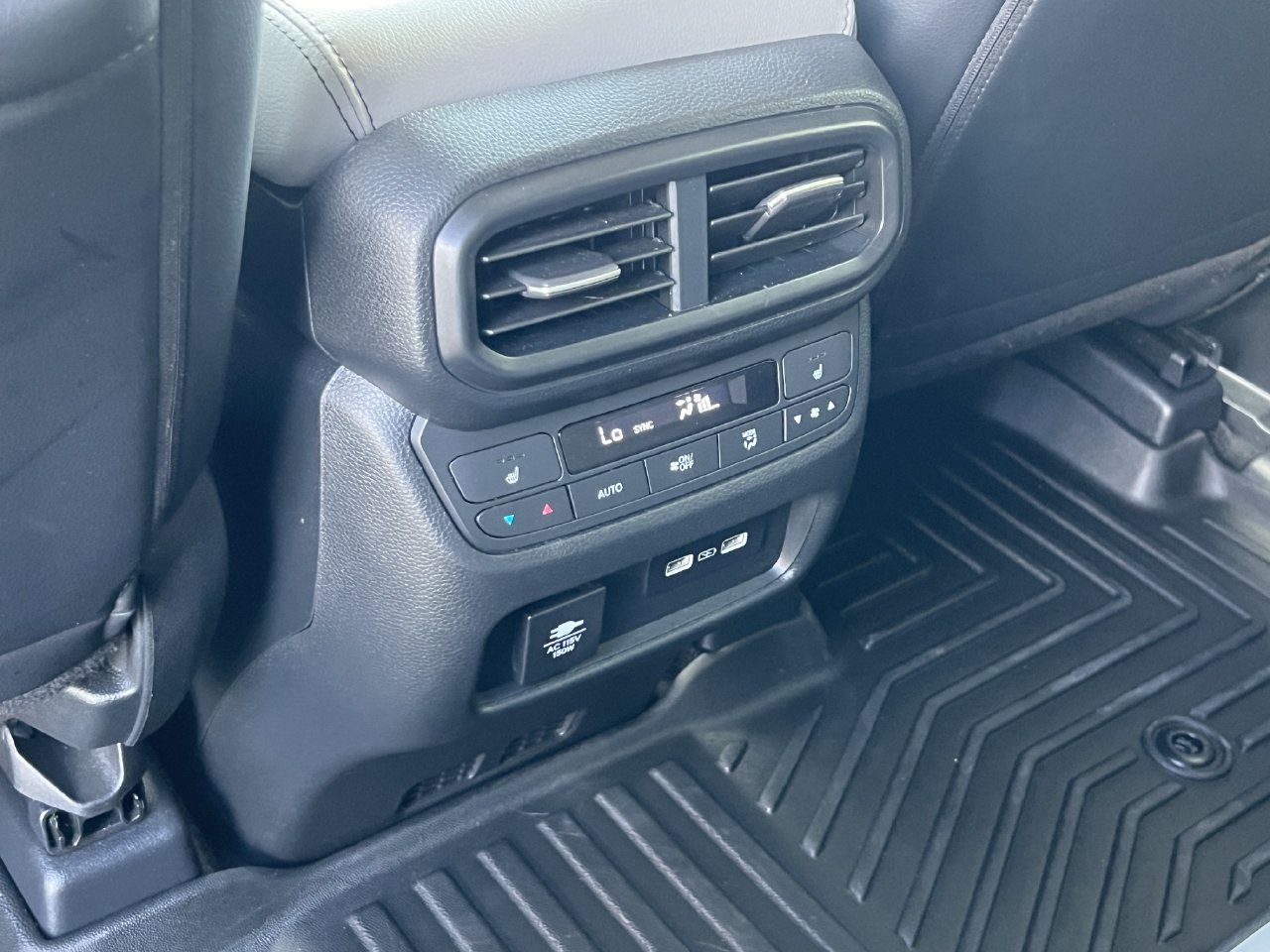 2023 Honda Pilot Elite - Photo 23