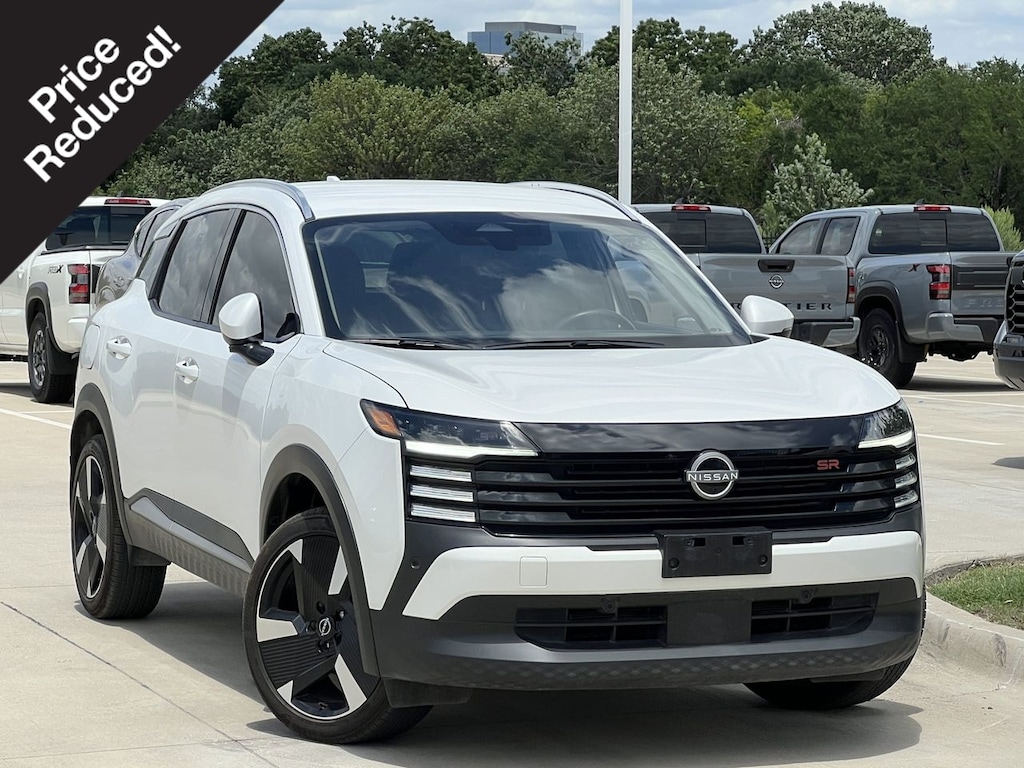 Used 2025 Nissan Kicks SR SUV
