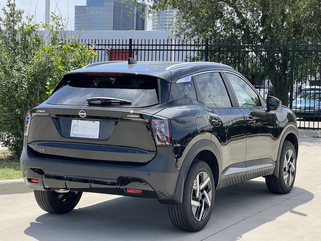New 2026 Nissan Kicks SV SUV