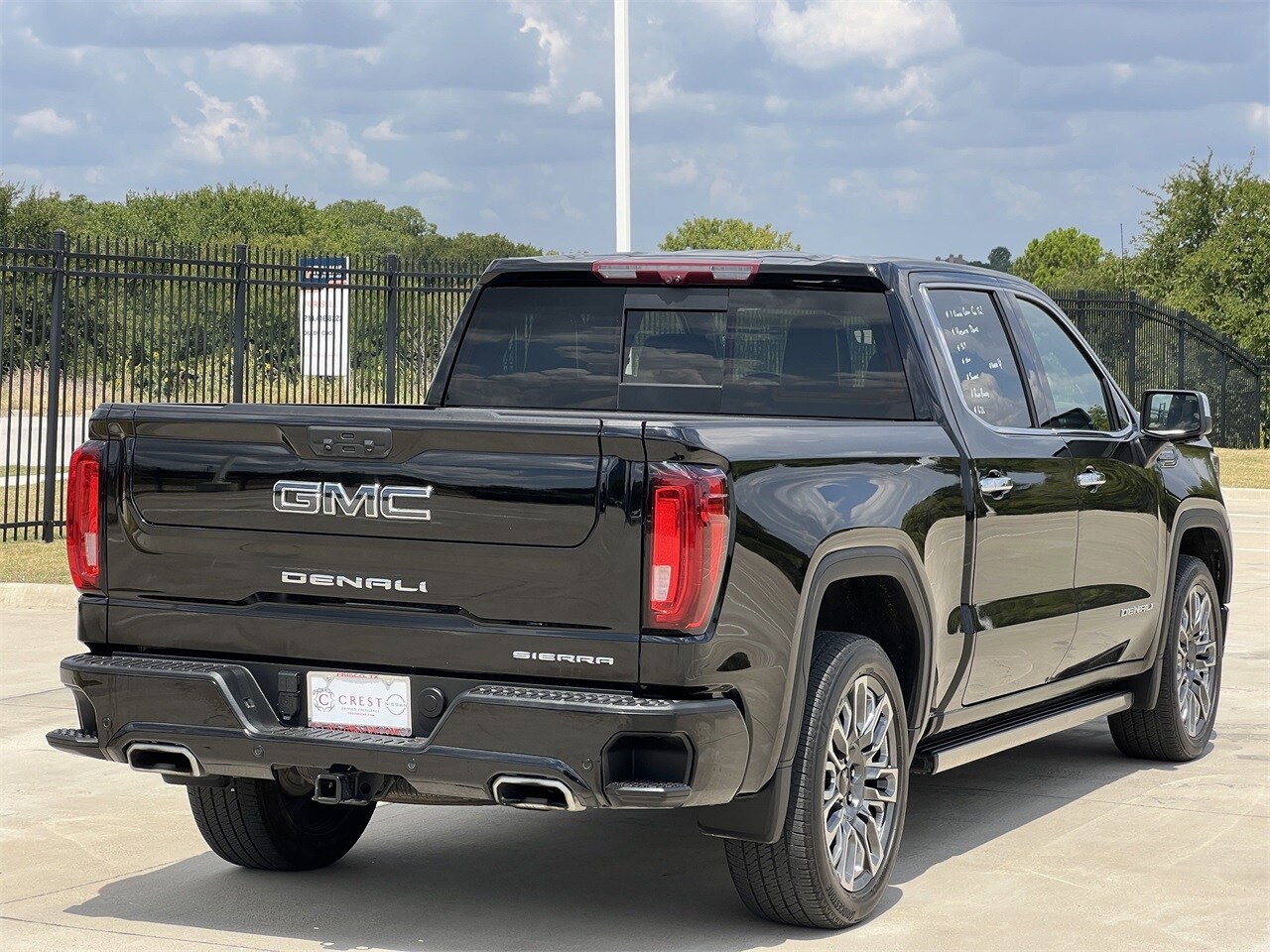 2023 Gmc Sierra 1500 Denali Ultimate photo 3