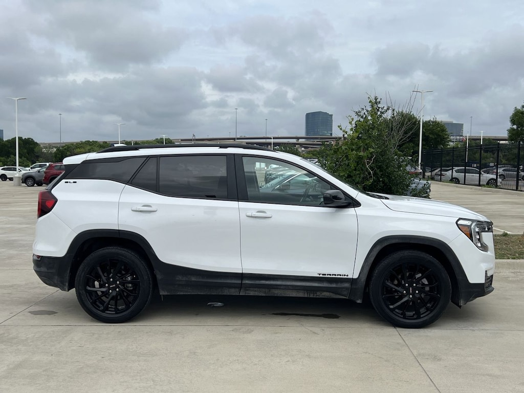 Used 2023 GMC Terrain SLE SUV
