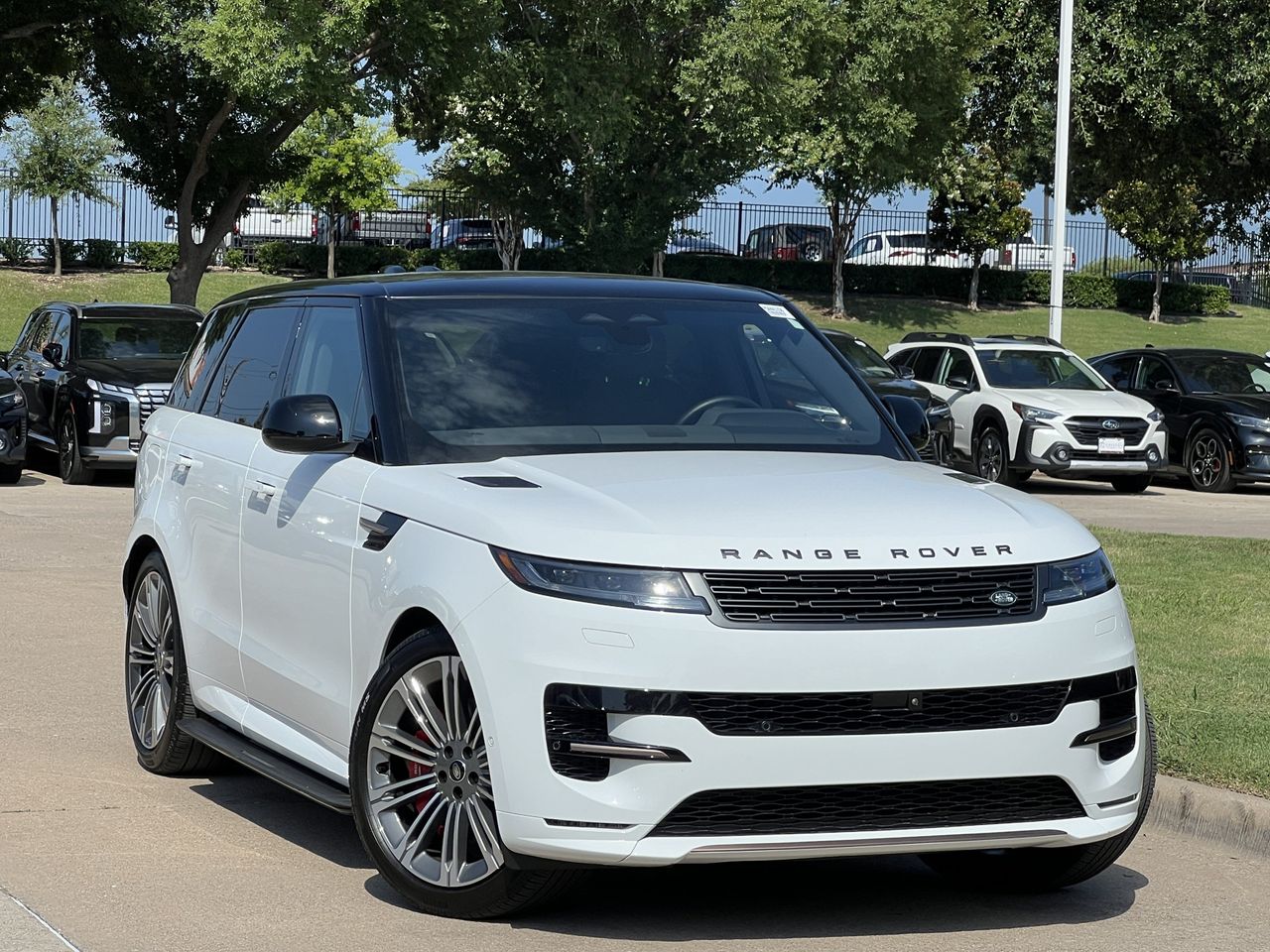2025 Land Rover Range Rover Sport 3