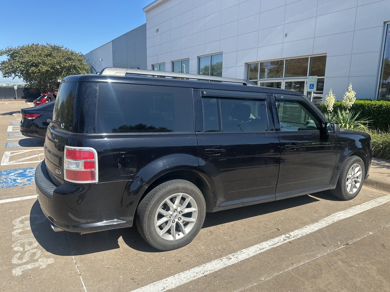 2019 Ford Flex SE photo 4