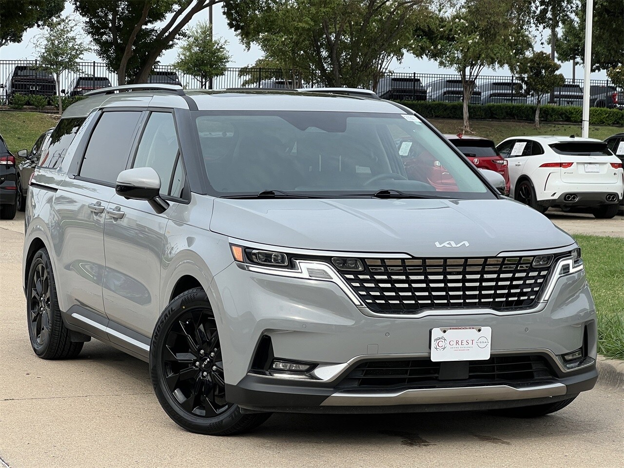 2023 Kia Carnival SX Prestige photo 2