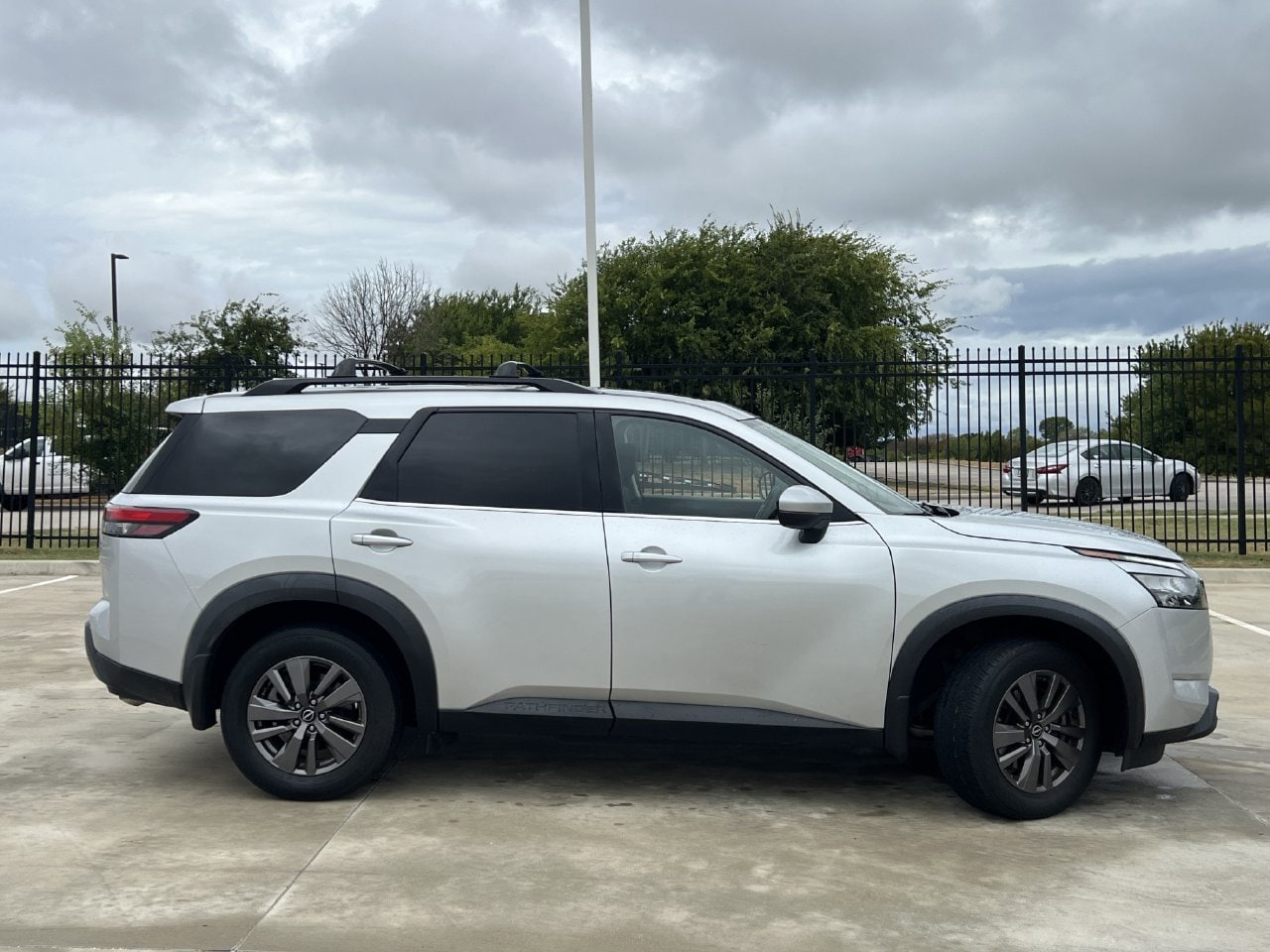 2023 Nissan Pathfinder 4